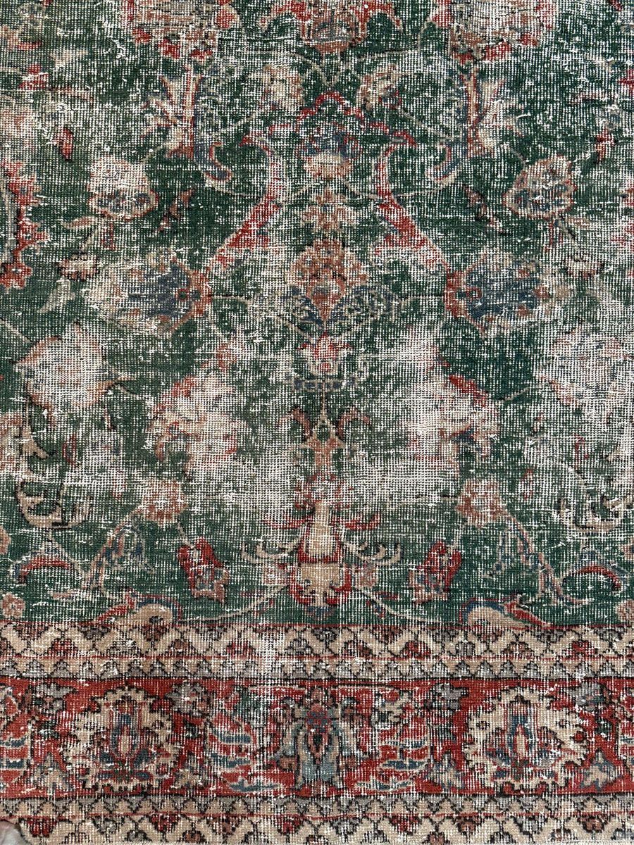 Vintage Turkish Rug - 281cmL x 194cmW