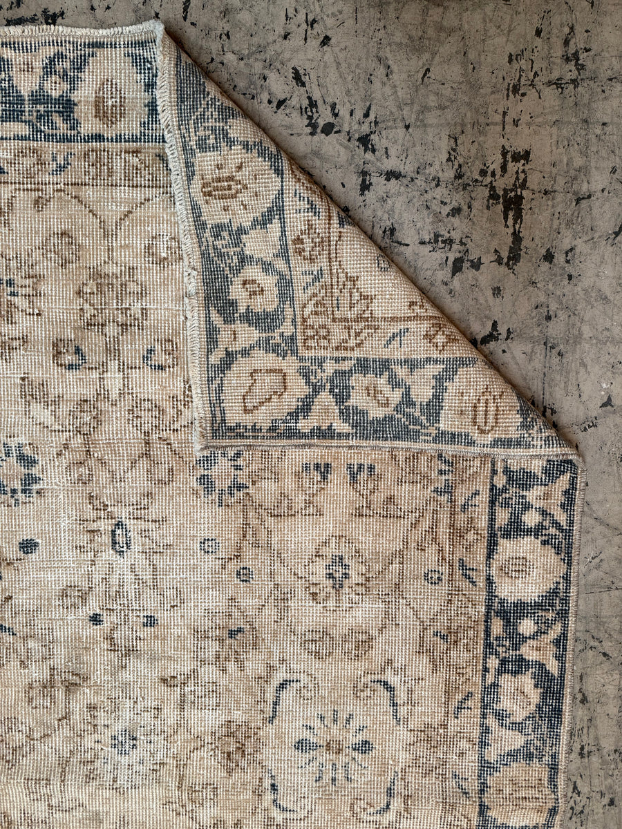 Vintage Turkish Rug - 197cmL x 106cmW