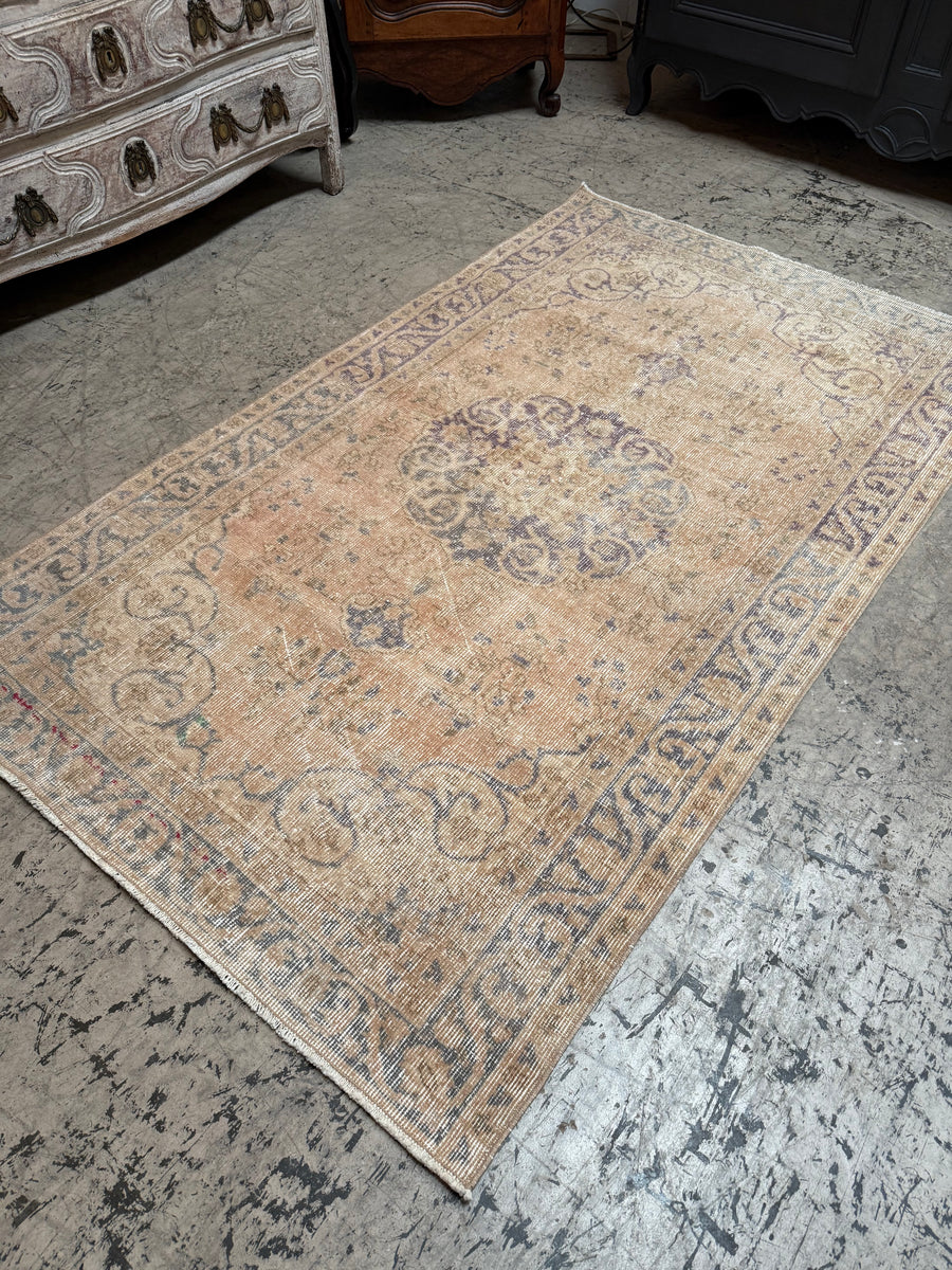 Vintage Turkish Rug - 196cmL x 118cmW