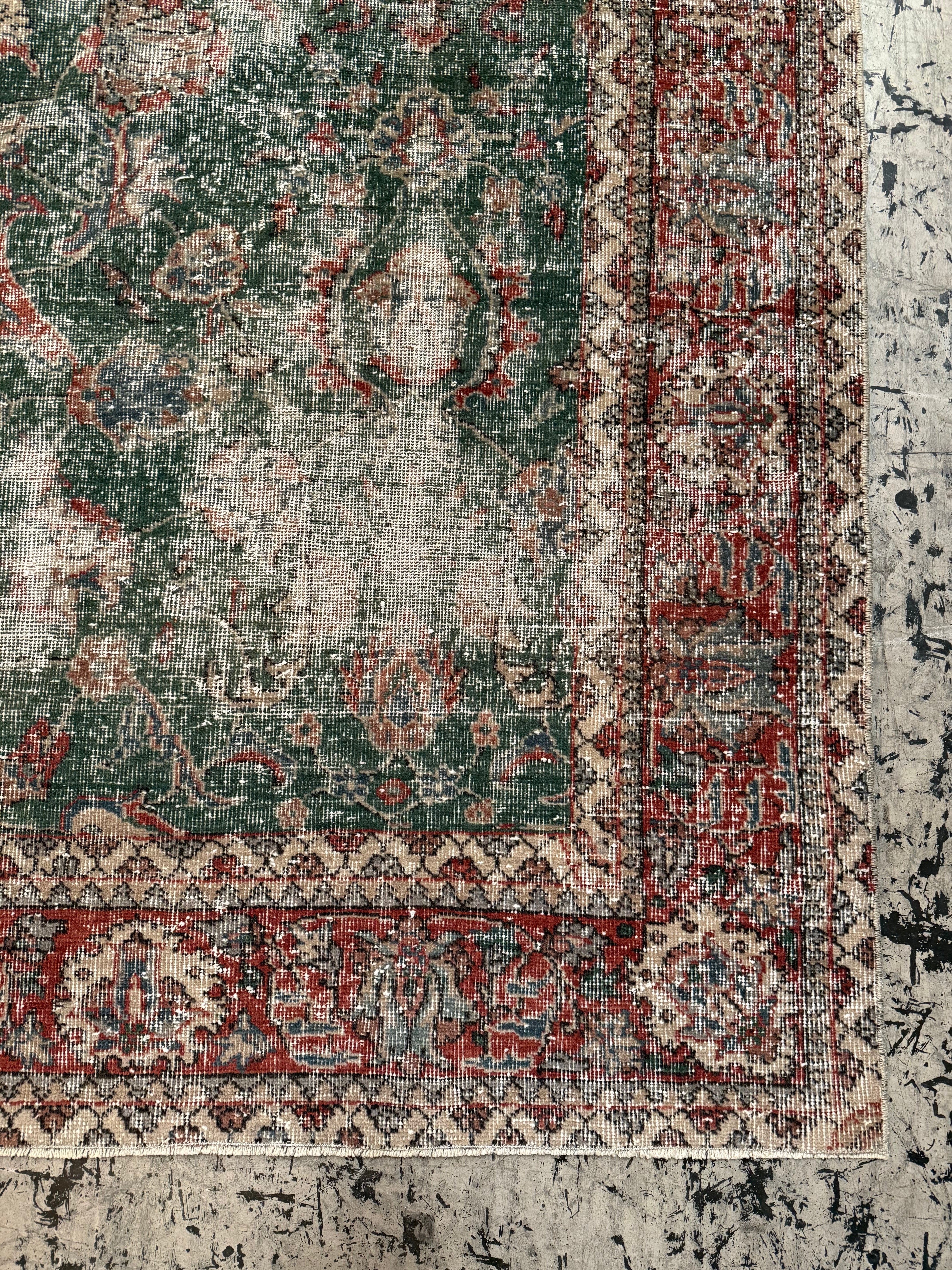 Vintage Turkish Rug - 281cmL x 194cmW