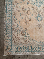 Vintage Turkish Rug - 256cmL x 150cmW