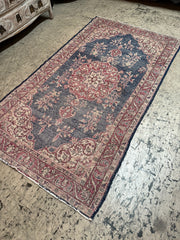 Vintage Turkish Rug - 211cmL x 118cmW
