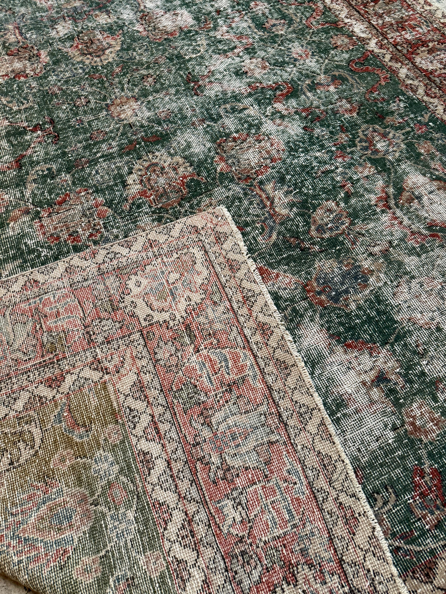 Vintage Turkish Rug - 281cmL x 194cmW