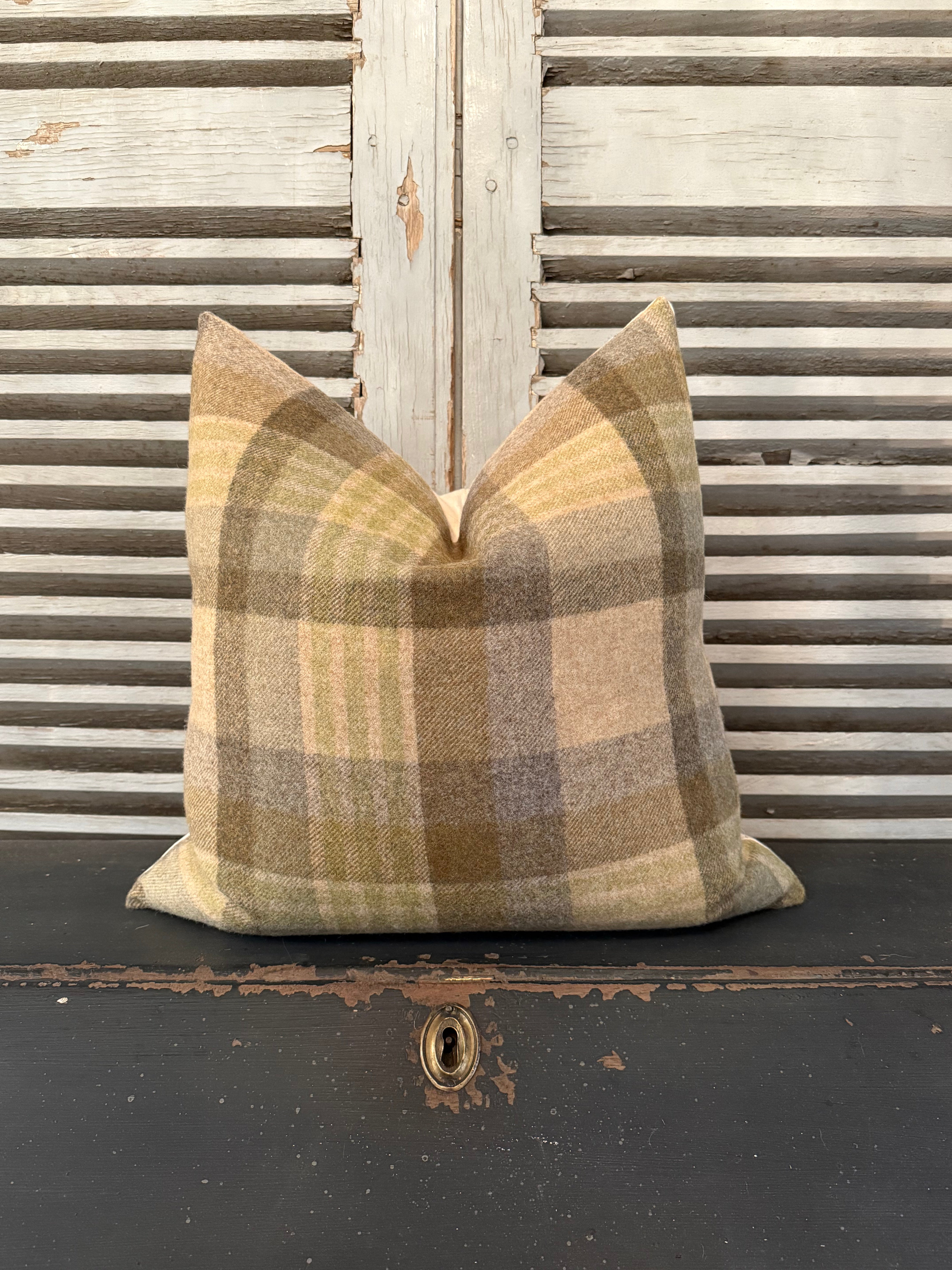 Cushions & Soft Furnishings