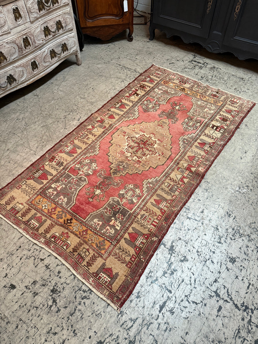 Vintage Turkish Rug - 205cmL x 111cmW
