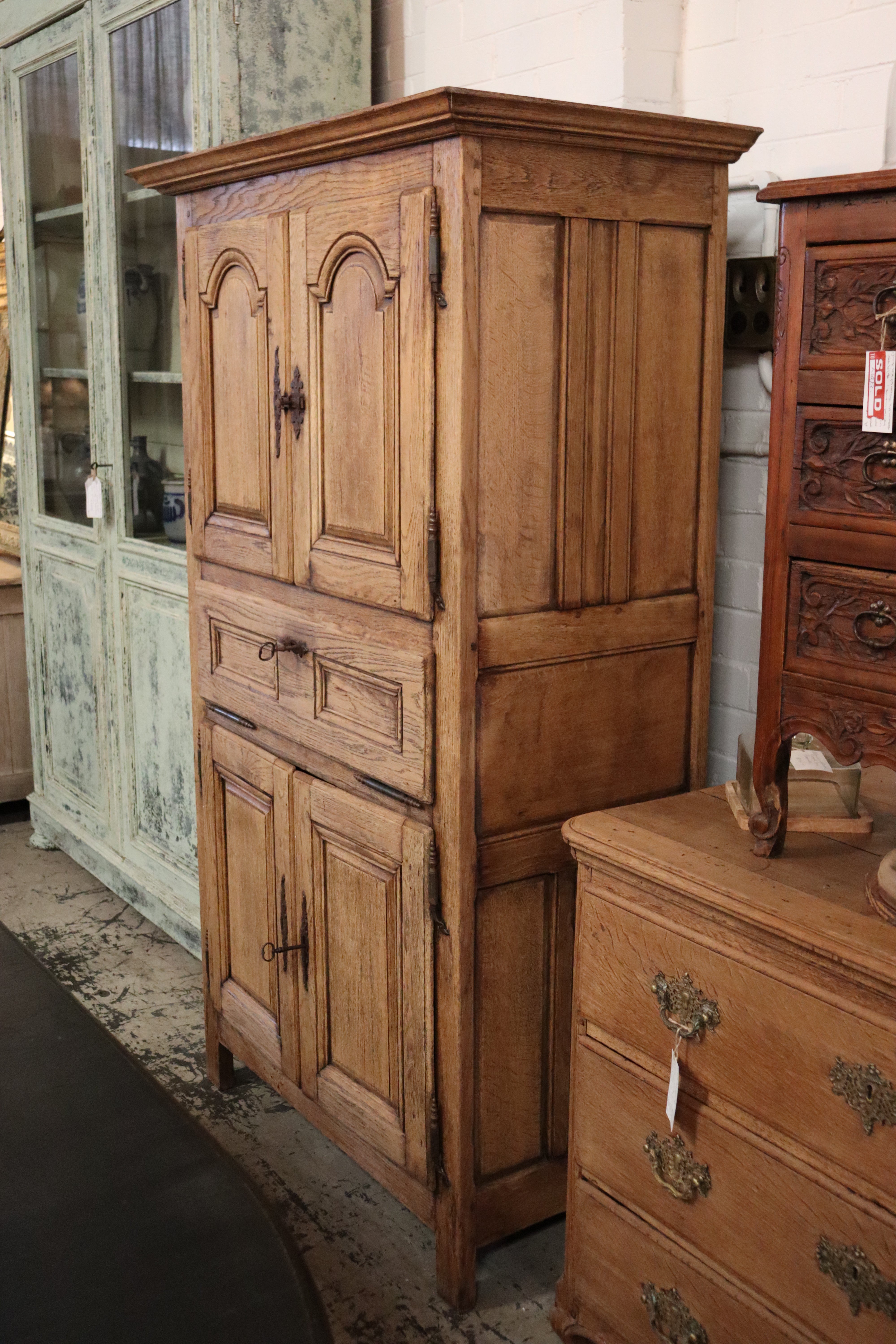 Shades Of Pale: French Antiques, Sydney