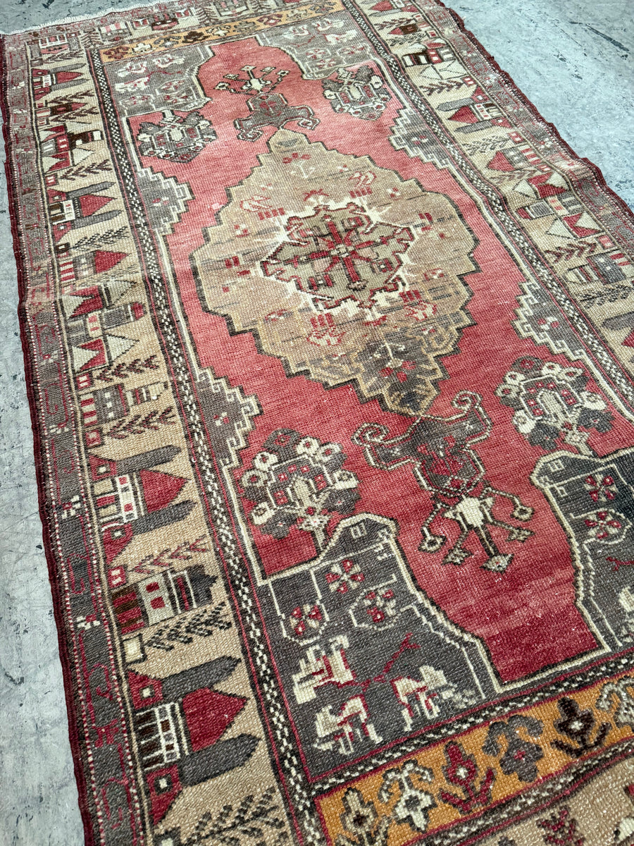 Vintage Turkish Rug - 205cmL x 111cmW
