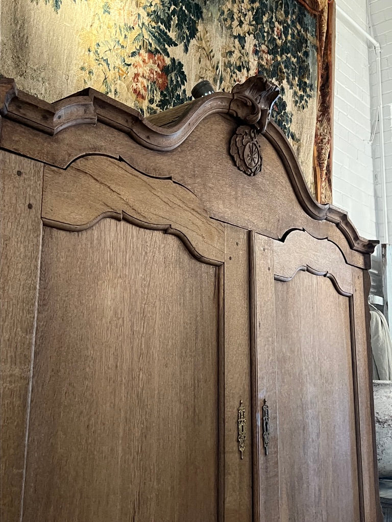 Late 18th Century Dutch Linen Press