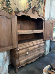Late 18th Century Dutch Linen Press