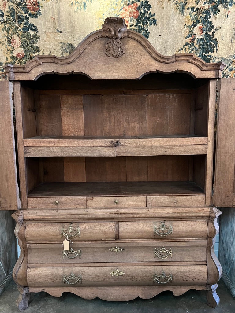Late 18th Century Dutch Linen Press